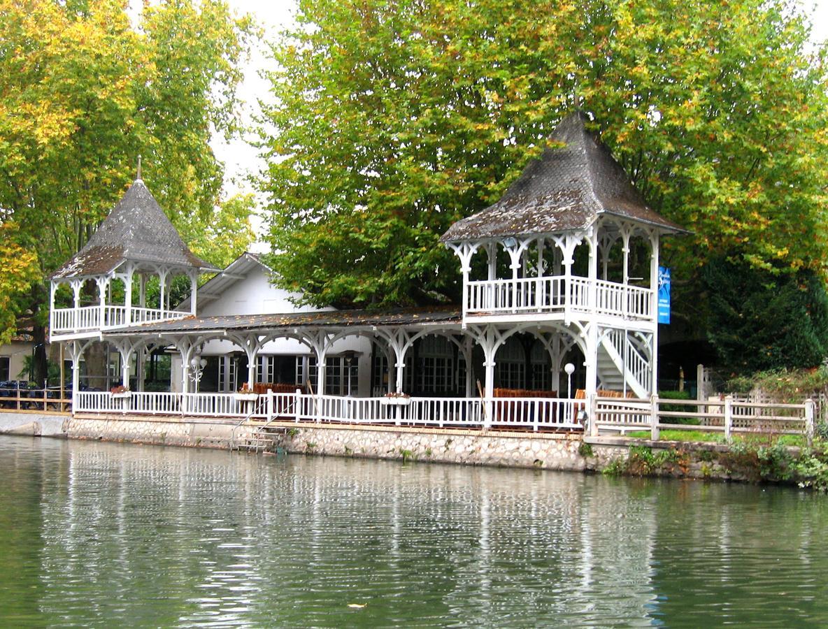 Hotel Restaurant Pavillon Bleu Olivet  Exterior photo